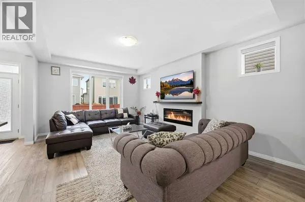 9 Osborne Link, Airdrie, AB T4B5E4