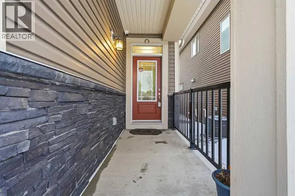 9 Osborne Link, Airdrie, AB T4B5E4