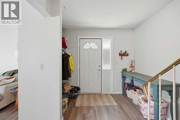 2, 6416 4a Street NE, Calgary, AB T2K5M9