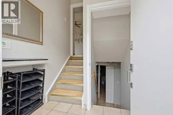 6303 4 Street NW, Calgary, AB T2K1B7