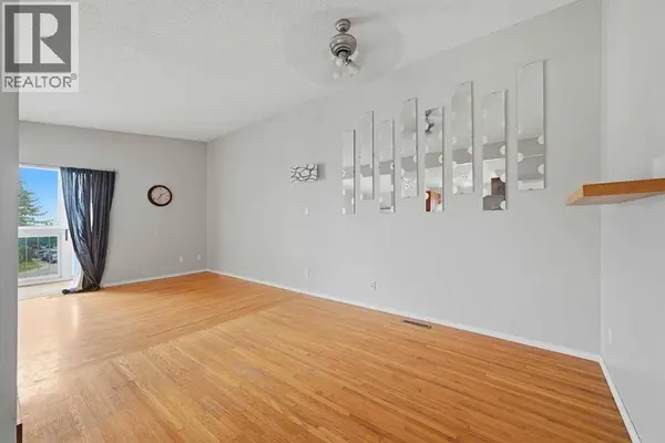 6303 4 Street NW, Calgary, AB T2K1B7