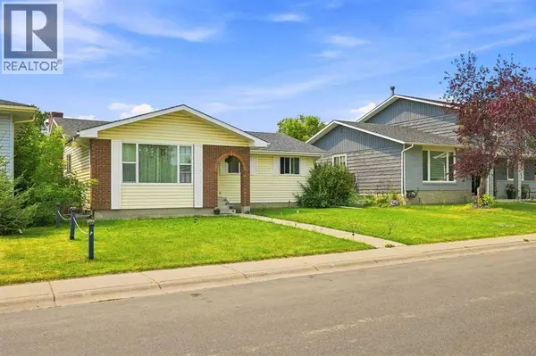 619 Whiteridge Road NE, Calgary, AB T1Y2Y7