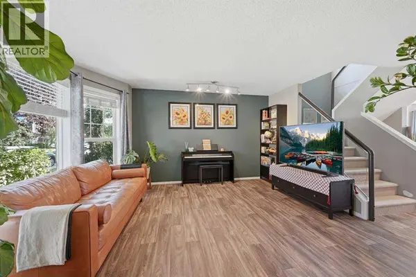 119 Bridlewood Common SW, Calgary, AB T2Y3R8