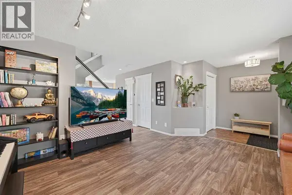 119 Bridlewood Common SW, Calgary, AB T2Y3R8