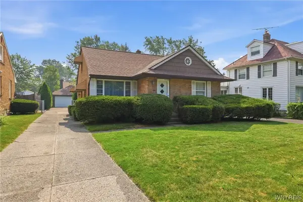 For Sale: 600 Roycroft BLVD Buffalo, NY 14225