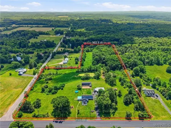For Sale: 13151 Bullis RD East Aurora, NY 14052