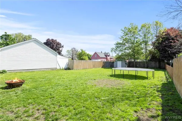 261 Michael AVE, Buffalo, NY 14212