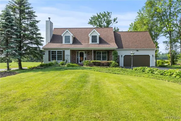 8345 Lapp RD, Clarence, NY 14051