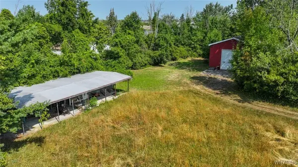 5583 Genesee ST, Lancaster, NY 14086