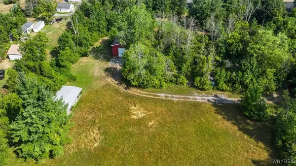 5583 Genesee ST, Lancaster, NY 14086