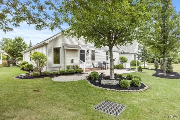 148 Parwood TRL, Depew, NY 14043