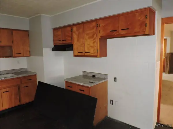 105 Regent ST, Buffalo, NY 14206