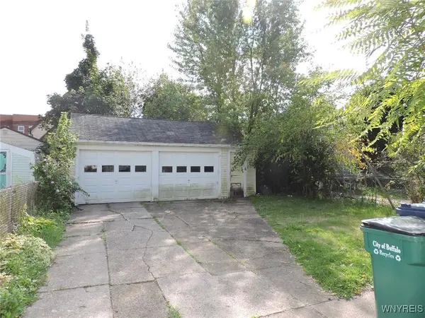 105 Regent ST, Buffalo, NY 14206