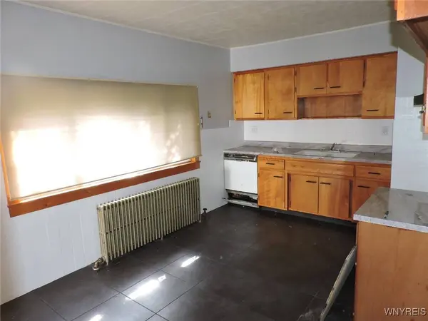 105 Regent ST, Buffalo, NY 14206