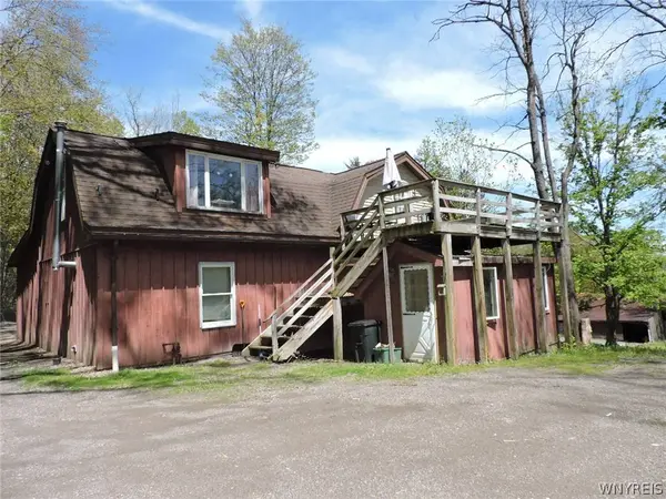 111 Behm RD, West Falls, NY 14170