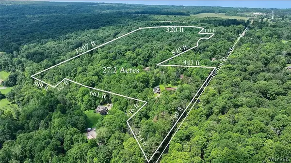 115 Behm RD, West Falls, NY 14170