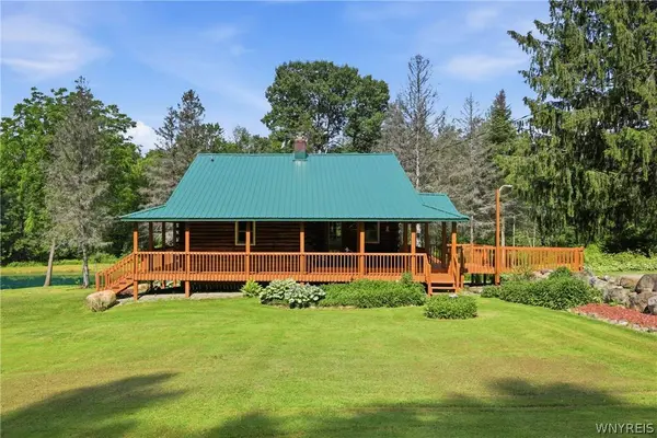 6733 Bowers RD, Cassadaga, NY 14718