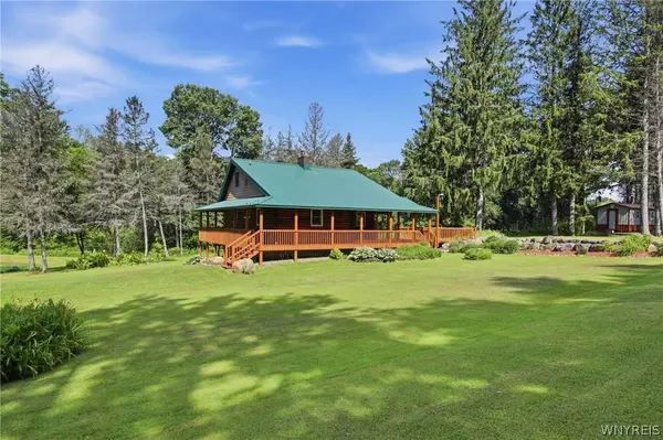 6733 Bowers RD, Cassadaga, NY 14718