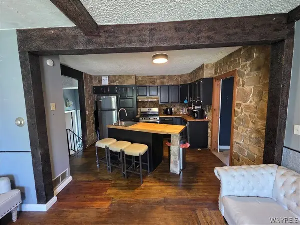 326 Central AVE, Silver Creek, NY 14136