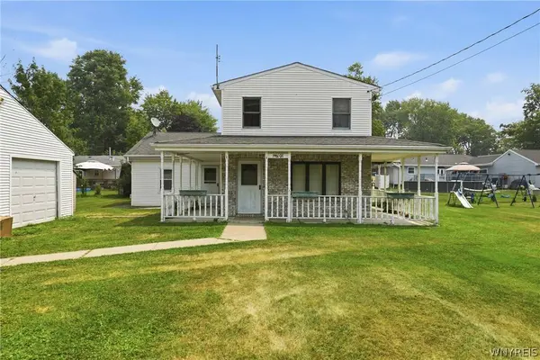 6709 Hamilton DR, Derby, NY 14047