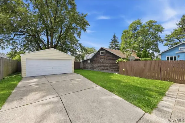 15 Southcrest AVE, Buffalo, NY 14225