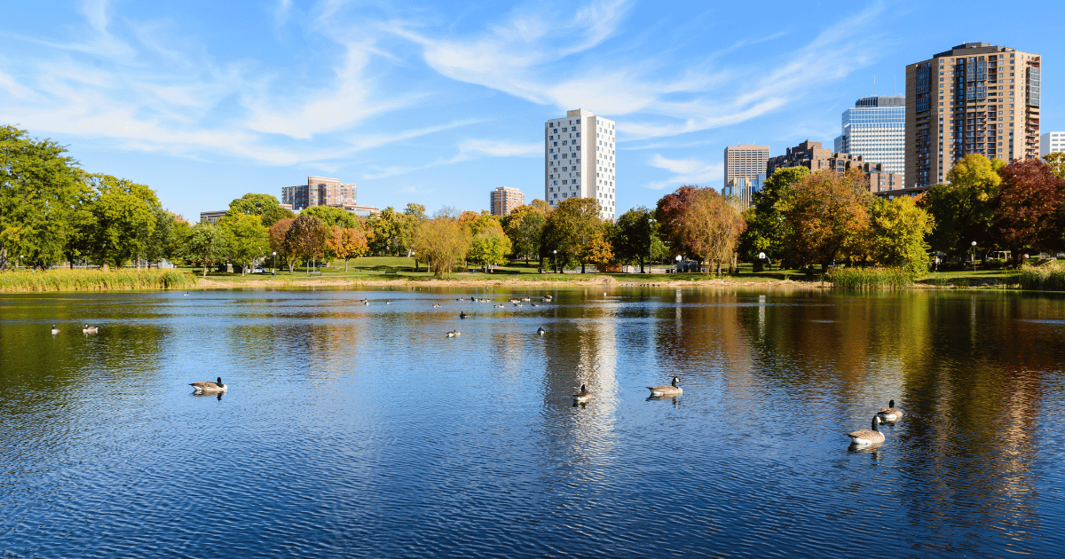 loring-park-minneapolis-skyline-lake-lgbtq-friendly