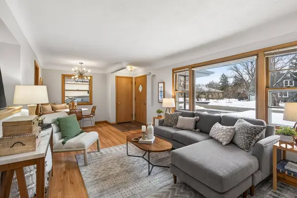 1711 Saint Marys ST, Saint Paul, MN 55113