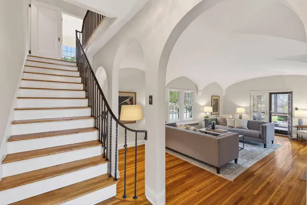 5039 Harriet AVE, Minneapolis, MN 55419