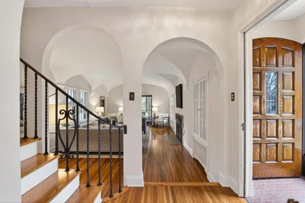 5039 Harriet AVE, Minneapolis, MN 55419