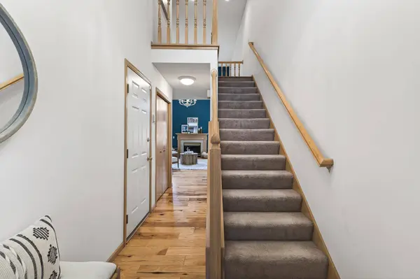 5454 Sanibel DR, Hopkins, MN 55343