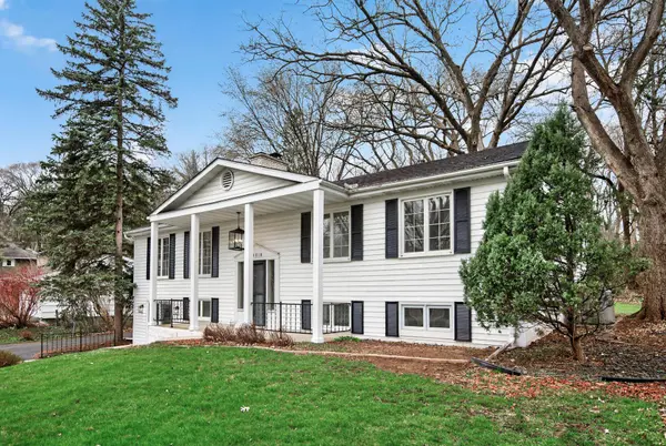 14818 Kral RD, Minnetonka, MN 55345