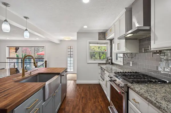 520 W Minnehaha Pkwy, Minneapolis, MN 55419