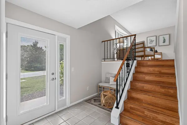 7160 Maplewood DR, Maple Grove, MN 55311