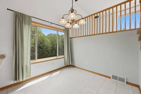 6342 Cape West CT, Saint Cloud, MN 56303