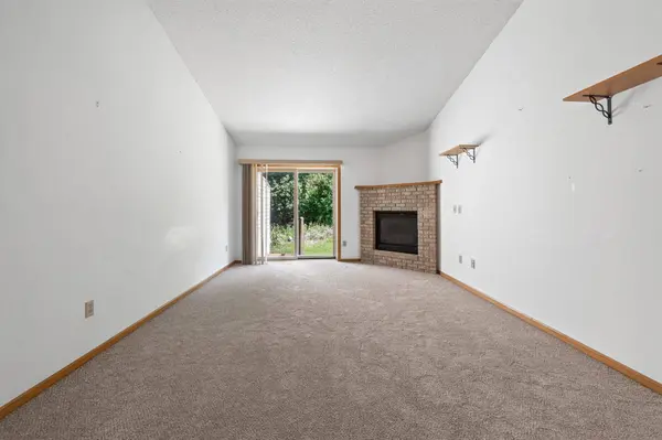 643 86th LN NW, Minneapolis, MN 55433