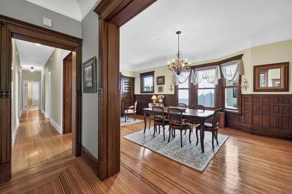 1100 Douglas AVE, Minneapolis, MN 55403
