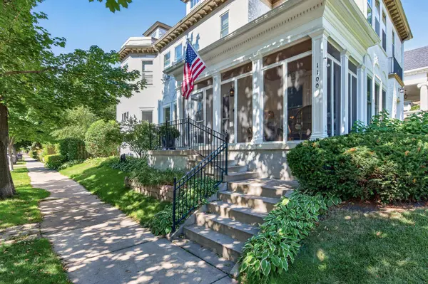 1100 Douglas AVE, Minneapolis, MN 55403