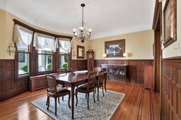 1100 Douglas AVE, Minneapolis, MN 55403
