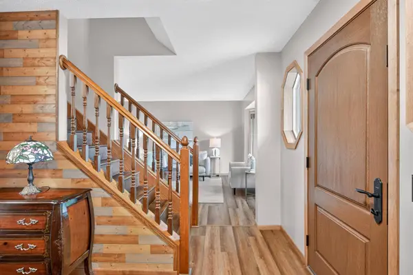 17071 Georgetown CT, Rosemount, MN 55068