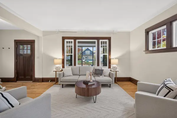 735 Curfew ST, Saint Paul, MN 55114