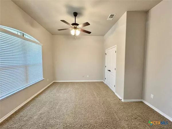 2519 Alpine Fir DR, Harker Heights, TX 76548