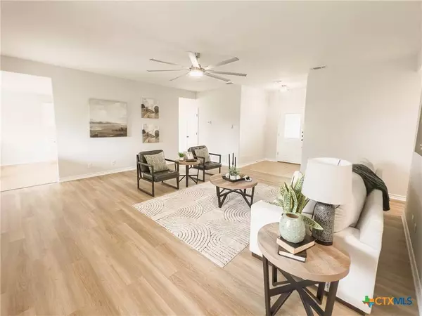 305 Rowdy DR, Killeen, TX 76542