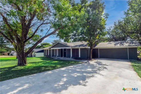 889 Nola Ruth BLVD, Harker Heights, TX 76548