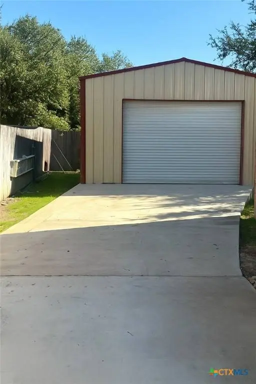 203 W Iowa DR, Harker Heights, TX 76548