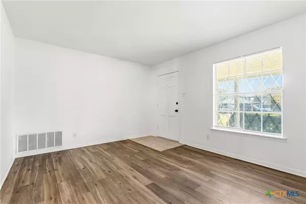 2104 Delwin CIR, Killeen, TX 76541