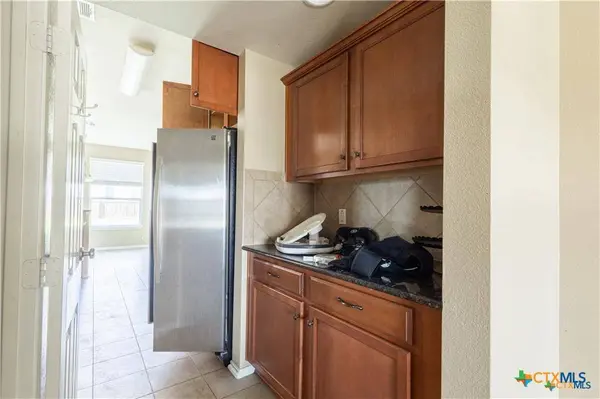 6213 Suellen LN, Killeen, TX 76542