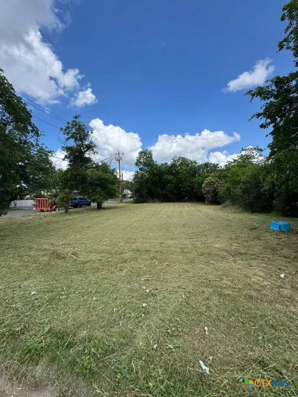 412 N 14th ST, Killeen, TX 76541