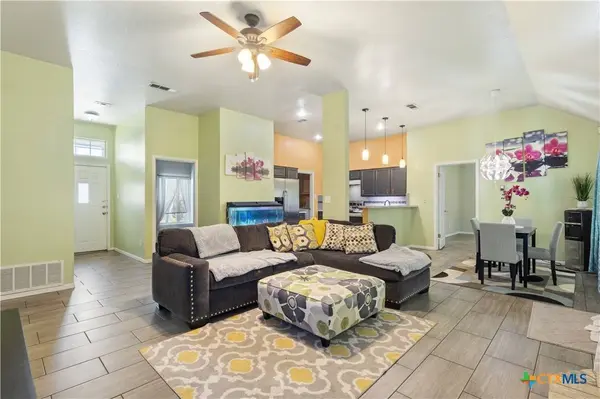 1106 Lambrusco DR, Harker Heights, TX 76548