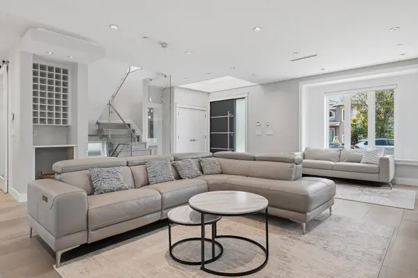 3287 Matapan Crescent, Vancouver, BC V5M 4A9