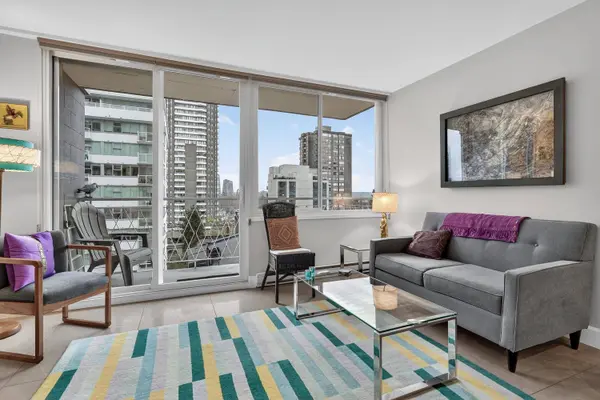 1100 Harwood ST #402, Vancouver, BC V6E 1R7